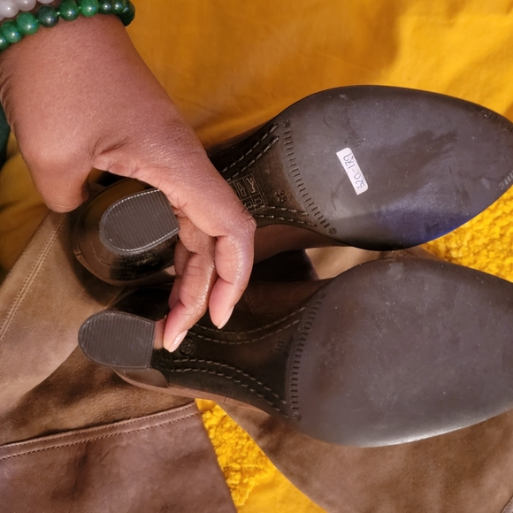 Multimedia Taupe Suede & Leather Heeled Italian Pull On Boots - Picture 3 of 5